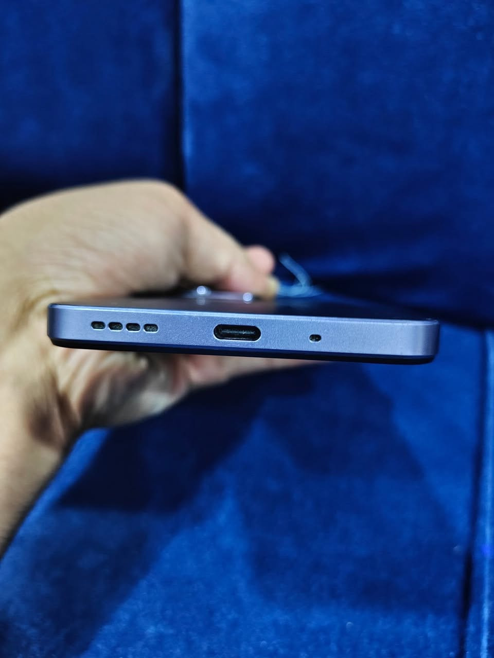 ريلمي c75 x
سعره 200
نظيف جدا
***********
