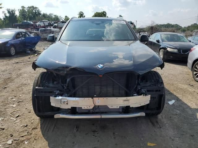 Bmw X 5 40i xdrive 2024 ..دفع رباعي مو ثنائي ..
Driver assistance professional  
  ***للبيع مو للمراوس ***
ماشية 15 الف ميل اللون اسود ميتالك ،داخل ابيض 
تغليف ppf فرنسي براند hexis ب ٢٥٠٠$ مو تجاري
حادث بسيط دعامية ،بدون نقص صفر مسج،اخت الزيرو الداخل والكشنات زيرو بدون اثر استخدام وكشر السيارة جديد لاشخوط ولا رصعات ولاسمكرة ماتبين وارد امريكا,
مكان السيارة بغداد - الجادرية
السعر 50000$ 
للتواصل واتساب فقط ***********
