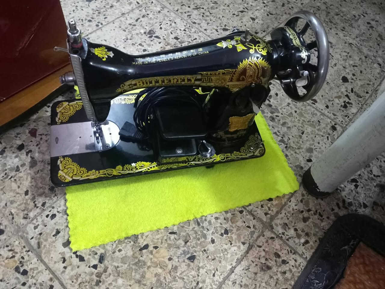 أخت الجديده مكينه استعمال قليل كامله مكمله ماعرف اخيط بيها أريده 125 وبيها مجال مكاني حي جهاد *********** اي استفسار اتصل وتدلل
