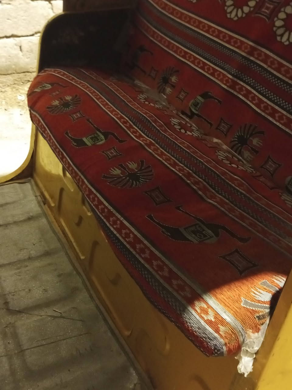 سلام عليكم تكتك البيع  مديال 2018رقم سنوية عربي تكتك جاهزة من كلشي  بية خياسات بس جوة السايق   قليلة كلش محركة يخبل تجي تفحص تروح كهربايات كلة شغالة سلف هورن ماسحة شاير  كلشي شغال جاهزة كلجات اجداد  مكاني البصرة كرمت علي شارع جامعة رقمي *********** خاص

