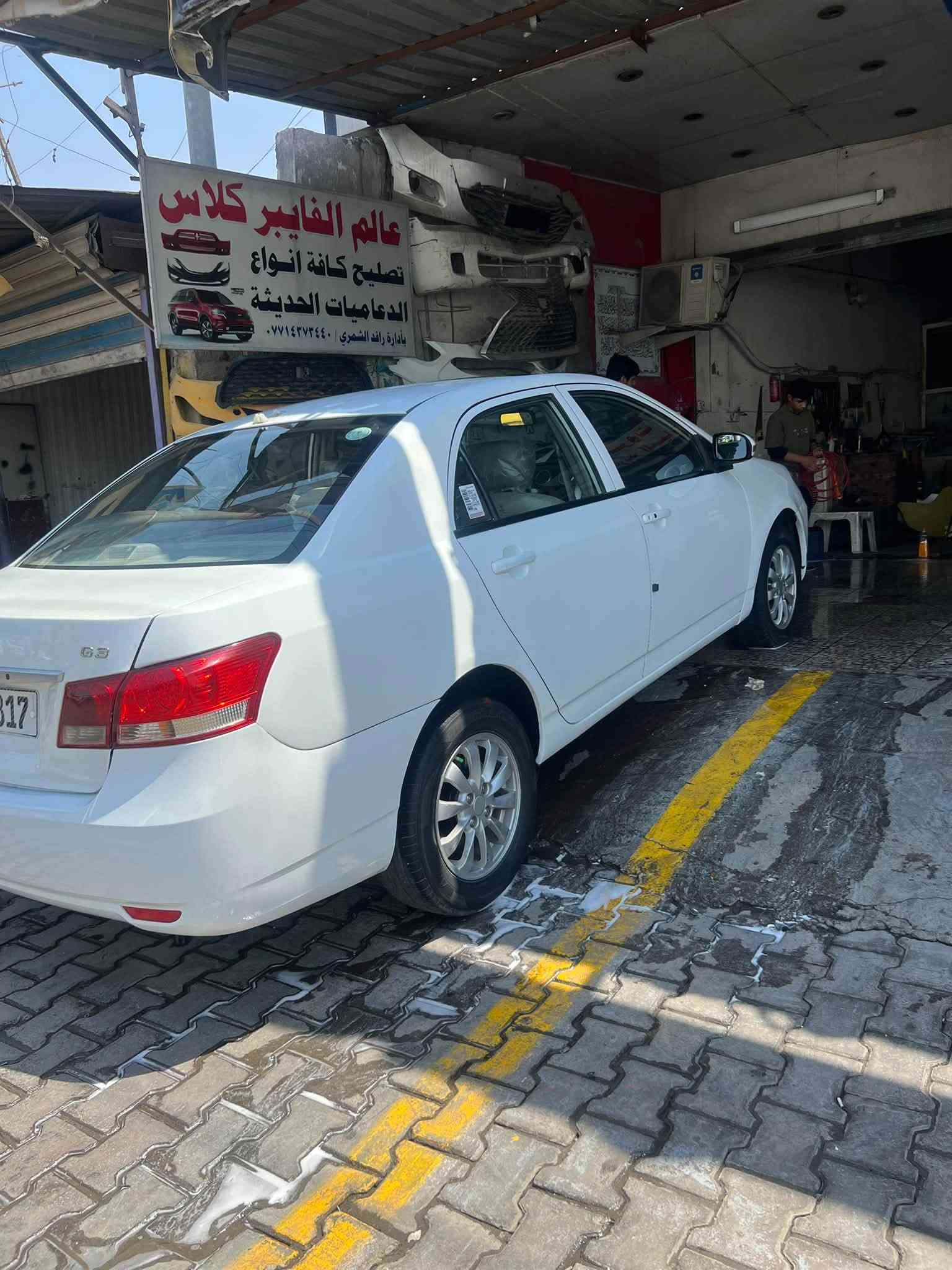 سلام عليكم اخوتي بوايدي جي ٣للبيع سياره كير محرك نضيف جديد تخم تاير ويل جديد تبريد ثلج سياره موديل 13تبريد ثلج فتحه جلد بصمه ويل كب شاشه رقم دولي سنويه مجدده هزه جديده بيها قطعتين كلير وطخه يم بك لايت بسيطه العنوان بغداد المشتل هـ *********** السعر 50
