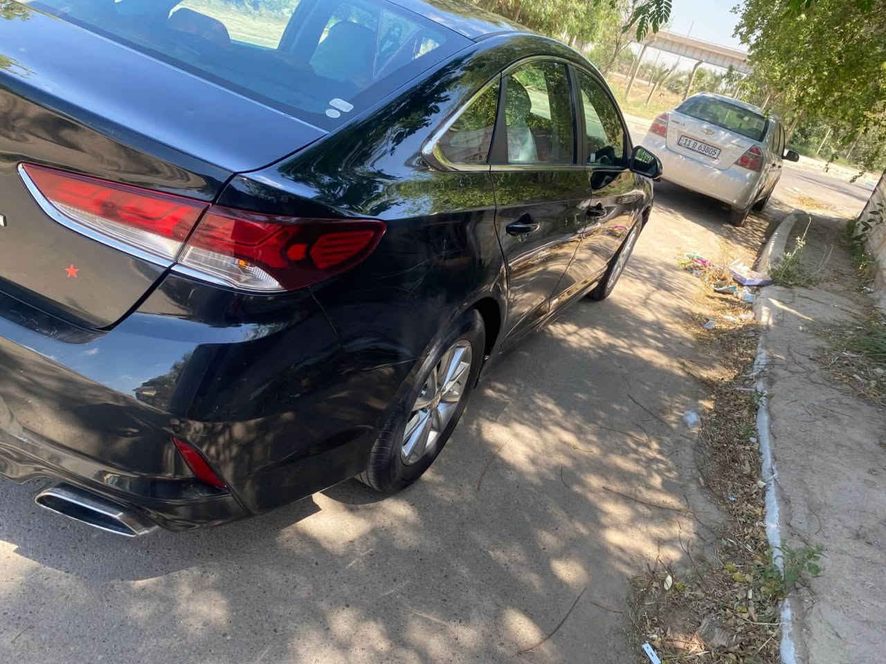 🔥 هيونداي سوناتا 2018 للبيع 🔥
🖤 اللون: أسود
🚘 الموديل: 2018
بدون حادث داخله (كلين) السعر98$
(السونار مرفق مع المنشور)

✅ المواصفات:
•محرك 2400
• شاشة
• كاميرا خلفية
• حساسات
• تحكم بالمقود
• مرايا كهربائية
• مقاعد جلد
• مقاعد كهربائية
• إضاءة LED
• داخلية نظيفة ومرتبة

🔧 الفحص:
البنيد جارد وصبغ
والجاملغ الخلفي بيه شبرين صبغ فقط
❌ بدون دواخل
✅ باقي السيارة كفالة

📞 للاستفسار: ***********
📍 بغداد – زيونة
