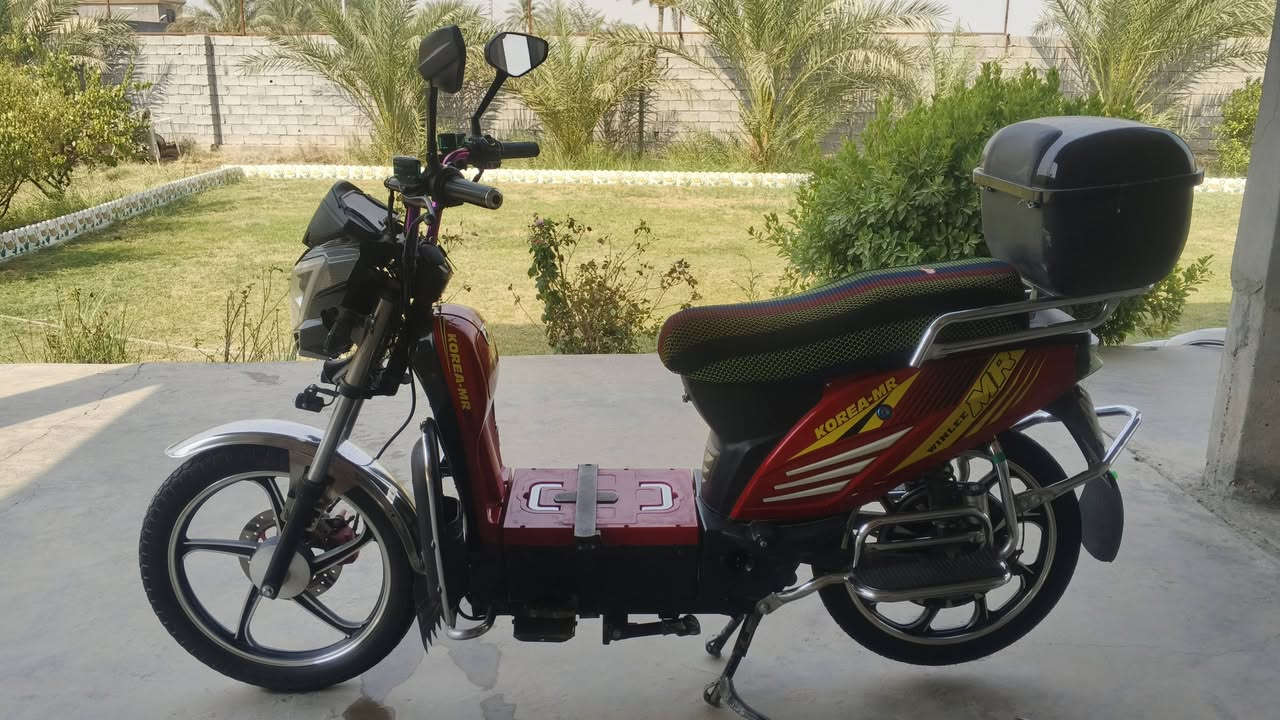 عليكم 
للبيع هارلي كوري MR 2025اخر اصدار
 اسويج / بصمه /
6باتري فول شرط فحص البطاريات والبطاريات حجم 46 امبير والبطاريات يقرأون 10  نوع  كوريا  
4سرع/مثبت سرعه /اشاير يمين يسار
لايت عالي /ناصي/رماش 
ام بي ثري بلوتوث داخلي 
سرعه 109حقيقي 80نشاط موطور نظيف جدا  
دبل اشاره/نضام Rرجوع للخلف
السعر 575وبي مجال للطيبين
للاستفسار ***********
