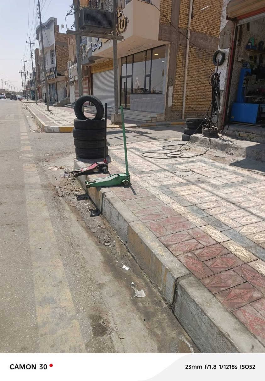 سلام عليكم محل كامل مابي نقص للبيع مكان ناصرية شارع نيل مقابل حي العسكري شارع جامعة العين 
محل شغله خير من الله رقم ***********
