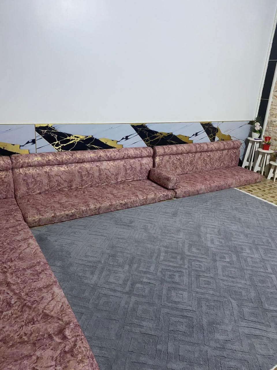 السلام عليكم جلسه عربيه البيع نضيفات معنه كلمه وتجي وشوف بعينك عداد 6 قطع سعر ٢٧٥ وبيهن مجال بسيط عنوان بصره القبله ***********
