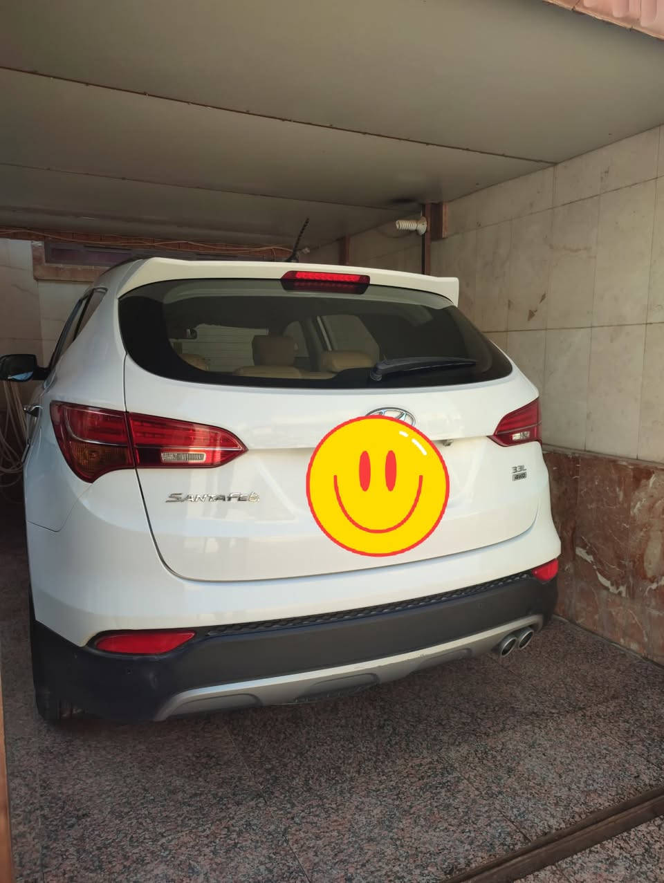 🚘 سنتافي خليجي للبيع – موديل 2015
📍 المكان: الحلة
⭐ رقم بابل
⭐ تخم تايرات جديد
⭐ باتري جديد
⭐ تبريد ثلج ❄️
⭐ جاهزة من كلشي
🔹 محرك 6 سلندر       
🔹 7 راكب
🔹 بصمة
🔹 مري شفط
🔹 كشنات جلد
🔹 ماشية 150 ألف
🔹 دفع رباعي 4 ويل
🔹 تحكم ستيرن جهتين
🔹 تبريد 3 قطع
🔹 كامرة خلفية
🔹 حساسات
🔹 ترحيب عند الاقتراب
🔹 مكفولة كفالة عامة، بيه بس ضربة بباب السائق شبر واحد 
💰  السعر 165
للاتصال ***********
