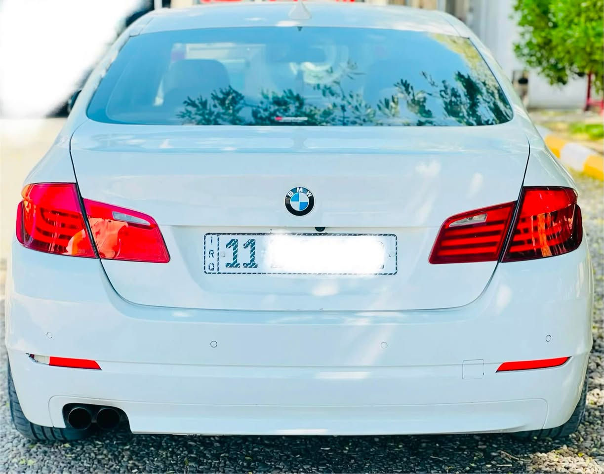 * BMW 528i
* موديل 2014 (f10) 
* محرك 2.0 TwinPower Turbo
* وارد امريكي
* ماشية 145,000 كم
* فول مواصفات
* جلد + كشنات ميموري
* كاميرا خلفية
* حساسات أمامية وخلفية
* بابين جهة السايق الابواب مبدله و الجاملغ بدون صبغ تبديل مطابق نفس لون
* الدعاميات الأمامية والخلفية مصبوغة فقط بسبب أثر شخوط، مو حادث 
* صور السونار بالمنشور
* موقع السيارة بغداد / المنصور
* السعر ١٥٥ ورقة وبي مجال بسيط 
* الاتصال على الرقم ***********
