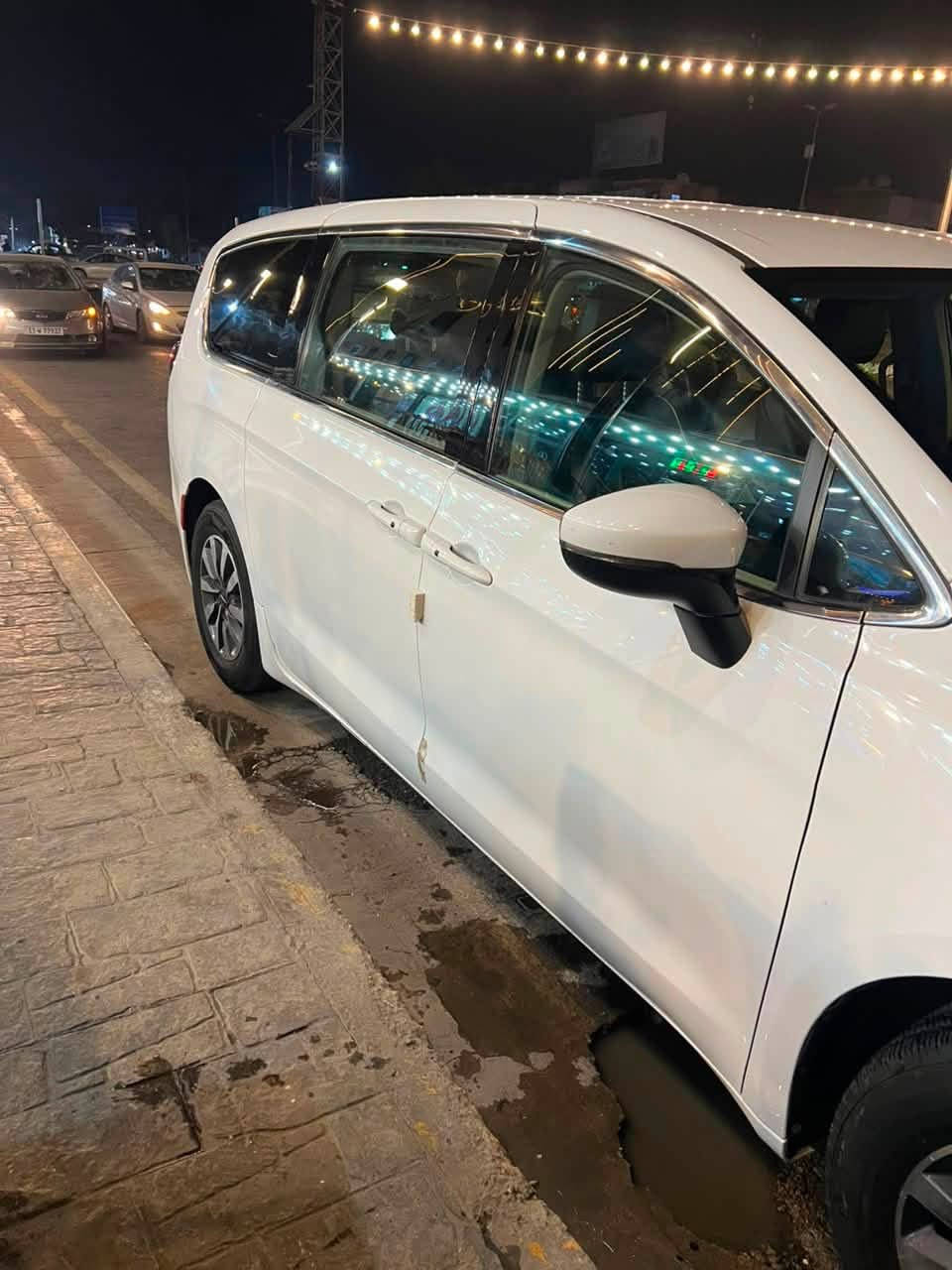 السلام عليكم
كرايسلر باسفيكا 2023كهرباء شحن هايبرد بانزين 

فول عده الفتحة 

كشن كهرباء 

كشنات Vip

تدفئة+تبريد بل ستيرن+الكشنات

ابواب كهرباء 

صندوق كهرباء 

نقطة عمياء 
حادث فقط دعامية 

تحديد مساء 

أوتو بارك

مانع انزلاق 
محرك 3600

فول مواصفات 

السعر 255
الاستفسار ***********

