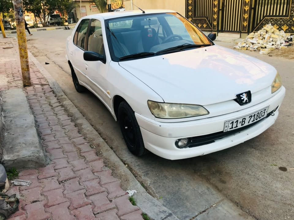 السلام عليكم 
بيجو 306 موديل 2002 رقم بغداد دولي باسمي تبريد ثلج منضومه جديده حداديه جديده مشط جديد عبوه فيت بم وباتري جديد بيها صبغ جاملغ خلفي بدون دواخل شرط والدوسه جوه الباب نصها كهربائيات كلها شغاله السياره شديت الها كور جديد ضعف عندي السلندر كامت تبخر تبخير بسيط انزلك سعر مكينه مع الشد للعلم تمشيك هاي المكينه سنتين مع التبريد السعر 39 ينقص منهن سعر المكينه ***********
