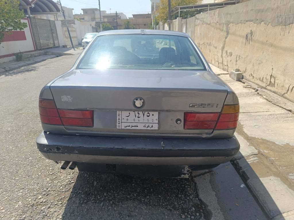 بيع مستعجل بي ام 525شرط كير ومحرك راعيها موجود بكركوك كير عادي سعر 30بيها مجال قليل  للاستفسار *********** كركوك, العراق
