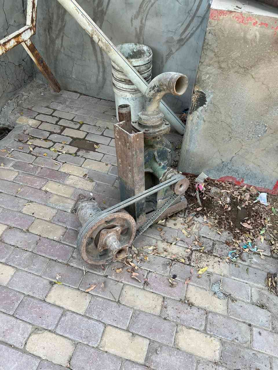 سلام عليكم من رخصت مدير الكروب للبيع خنزيره مياه شغاله لأكن متروكه السعر قيم بل يرضي الله ***********
