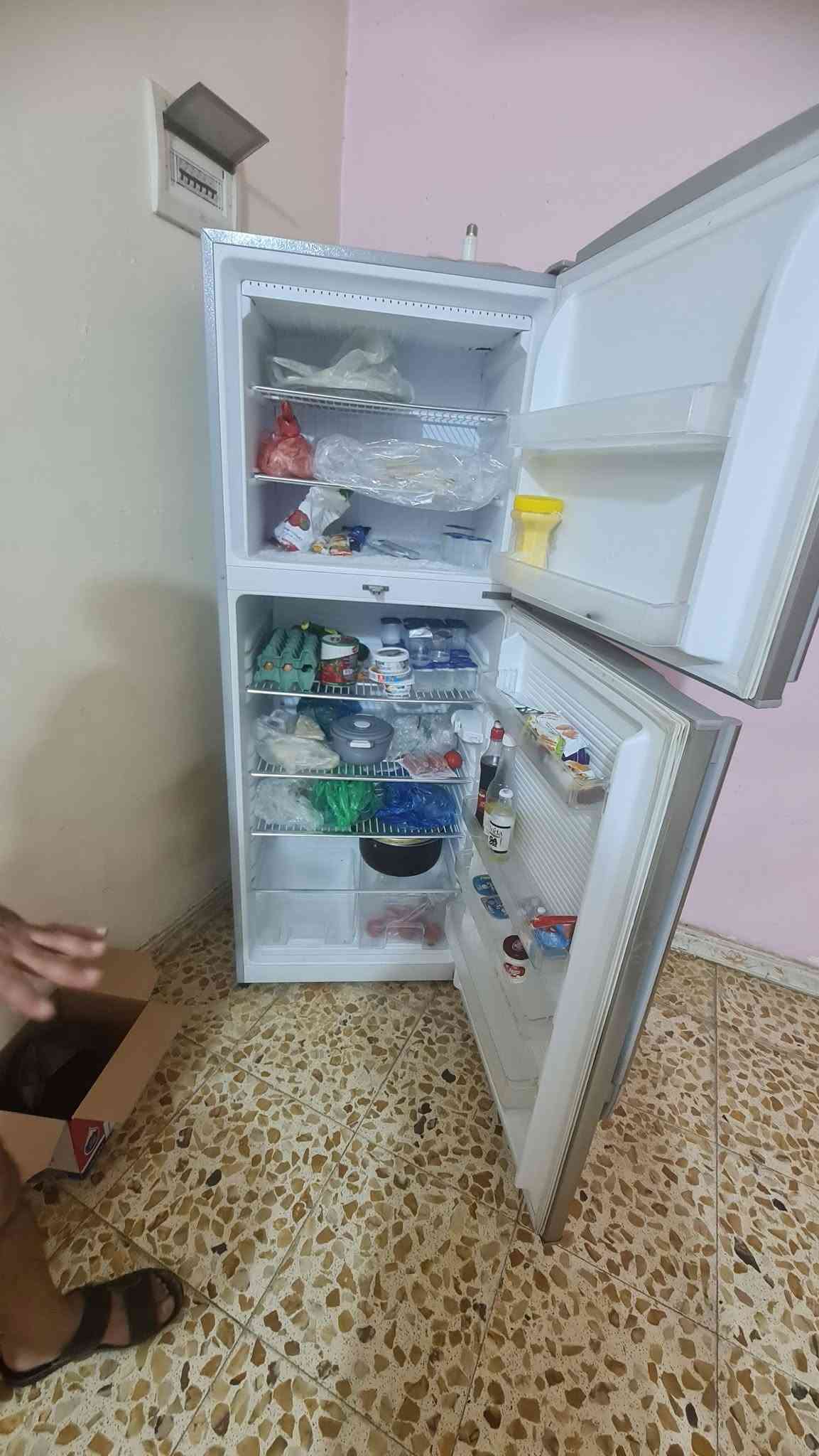 ثلاجة جبسون • شاشة ٦٥ • سبلت