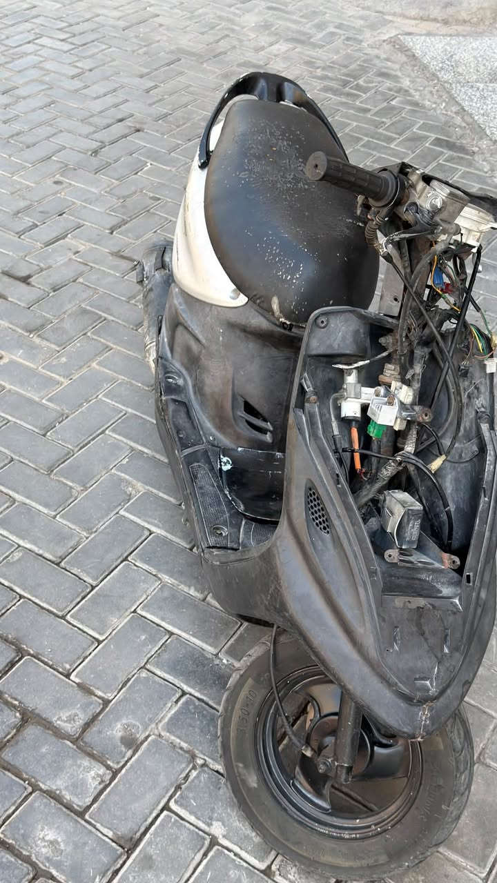 ماكس قجمه للبيع هاي كدامك نضافتهة كابريتر جديد بيهة تشتغل سلف و هندر تجي تفحص و تقتنع بيهة و تاخذهة سعرهة ب 250 و بيهة مجال لليشتري موجود فقط واتساب *********** مكاني الاعضميه
