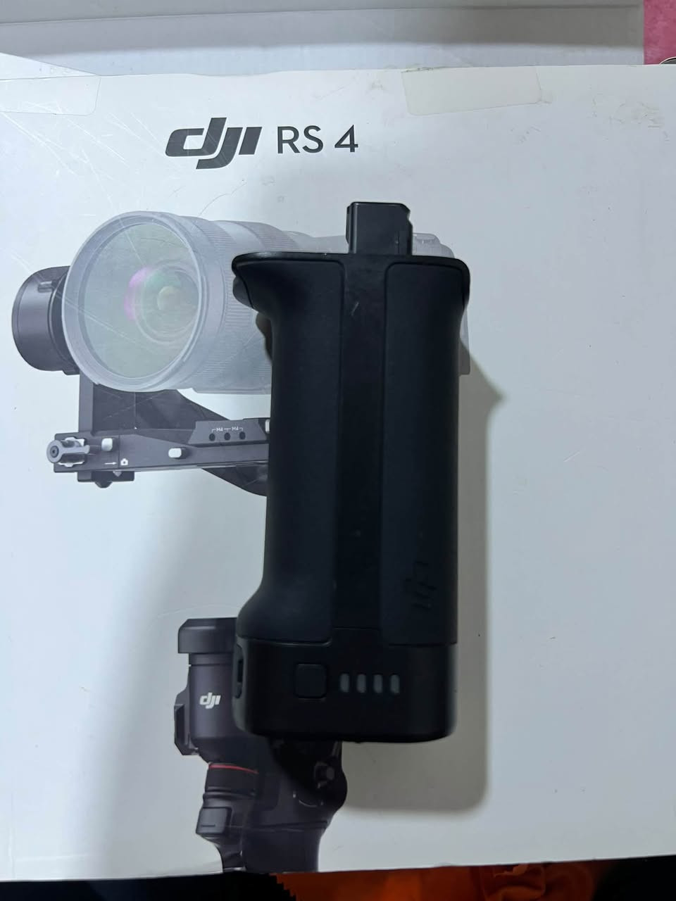 Ronin rs4
رونين ار اس فور 

نظافة 97%  

مكاني النجف الأشرف واكدر اجيبه لبغداد وسعره حلو 
***********
