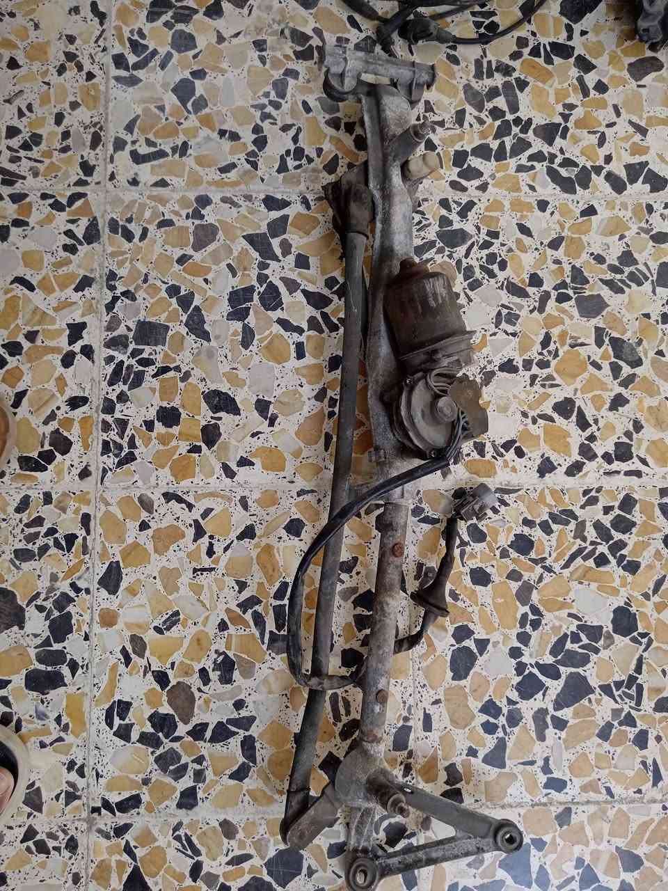 غراض بطه • ما تشتغل • سعر خاص