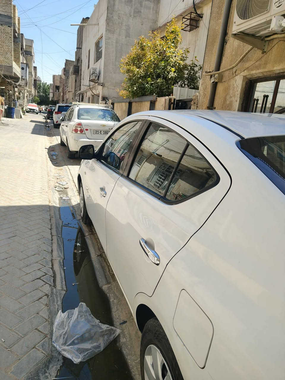 السلام عليكم
نيسان سني هندي 2016 بليته زركة
رقم سليمانية الجديد 
كير محرك كهربائيات كله بلادي 
ادامة كامله تبديل قبغ جنطه بلادي نفس اللون بدون صبغ 
السعر ٩٠ 
مكانها الاعظمية 
***********
