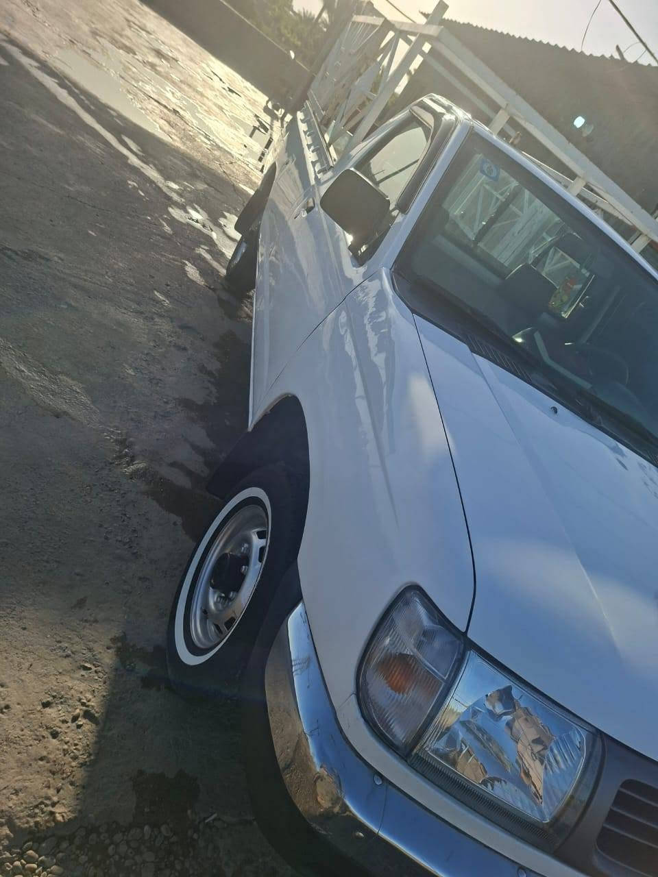 نيسان بكب • ٢٠٠٢ • بدون معجون