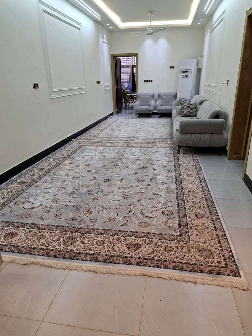 مطلوب 90 مليون للمصرف العقاري 
للبيع بيت بالرميثة بحي المهندسين  طبعا البيت جديد كلش مساحة البيت 208 متر طابو صرف البيت كافة الخدمات يمة ومطلوب للمصرف العقاري 90 التسديد الشهري 430 الف محتويات البيت كالتالي :-
غرف عدد 3 من ضمنهاوحدة منها سويت 
براني جبيرة 4في8 
مطبخ حار وبارد
صحيات داخلية وخارجية  
هول 4 في 8 
للعلم البيت كلة جبسن بورد بناء 2025 
للاستفسار ***********
