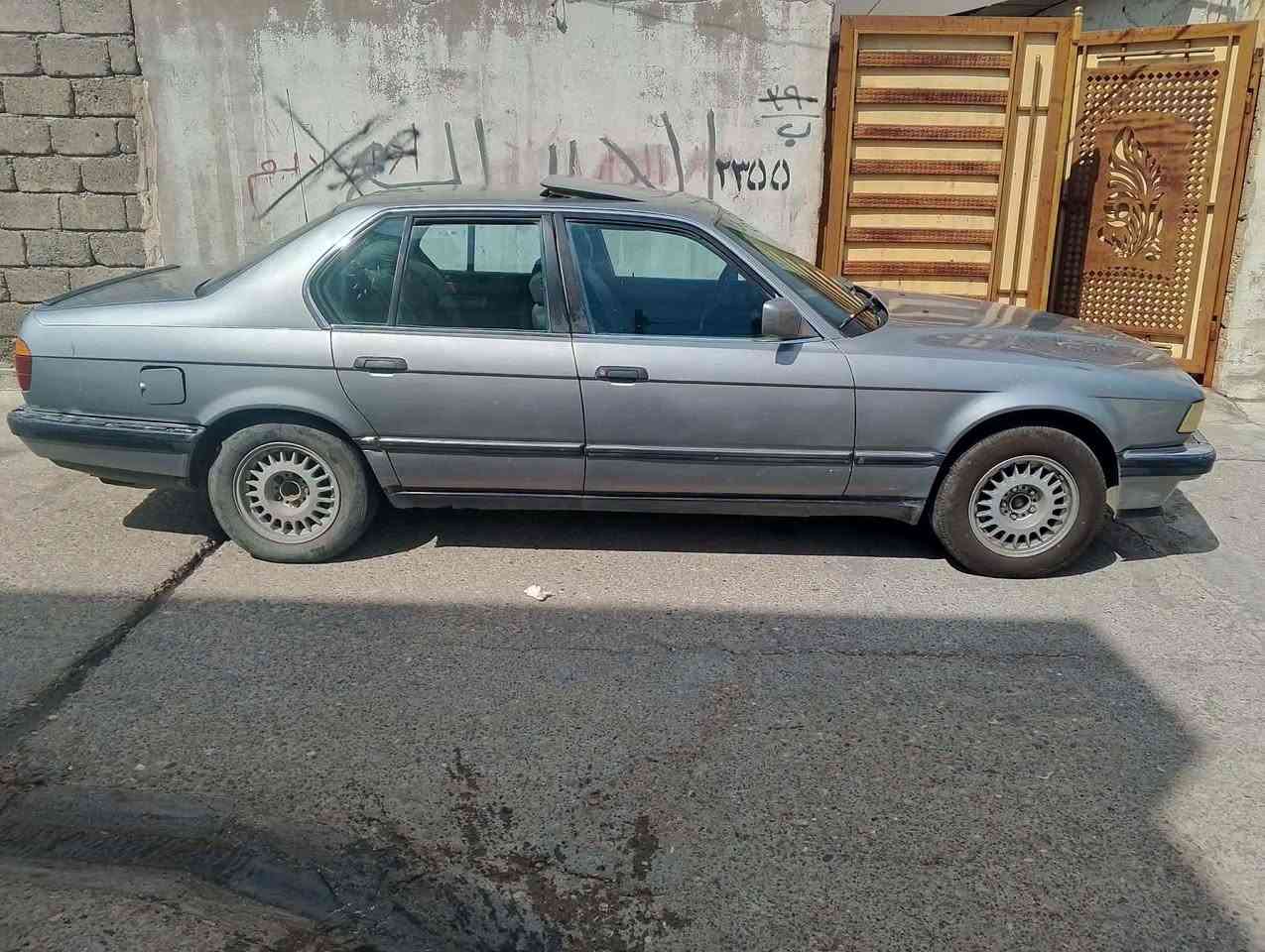 🛑السياره موديل 89 كير عادي رقم  نينوى حجم 730 كابون موجود بسمي العنوان ايسر الموصل السعر 35 قفل للتواصل راسلني خاص

