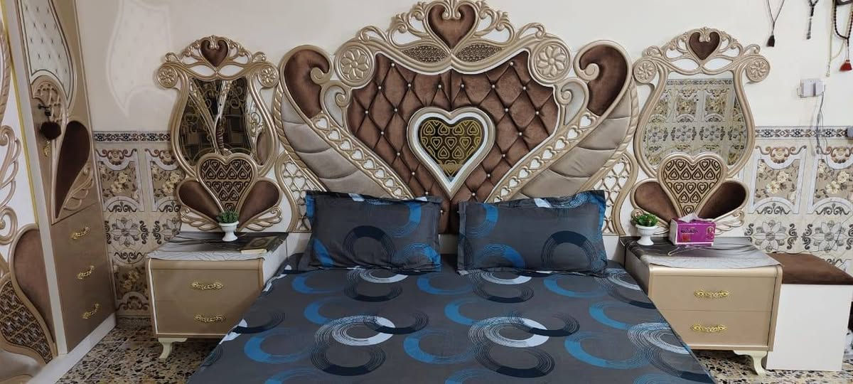 سلام عليكم غرفه نوم تركي باب اول نظيفه ومرتبه الله شاهد معروضه ب850 وبيه مجال. استفسار ع هذا الرقم ***********.. مكاني ابو غريب خرنابات
