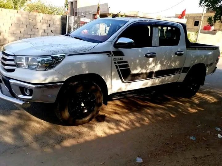هايلوكس فور ويل كاز موديل 19 مكفولة كفالة عامه سنوية لل29 كير اوتوماتيك مكينه مجفتة سيارة جديدة بمعنى الكلمه للاستفسار الاتصال *********** رجاء الموشراي لايخابر مكان البصره دير
