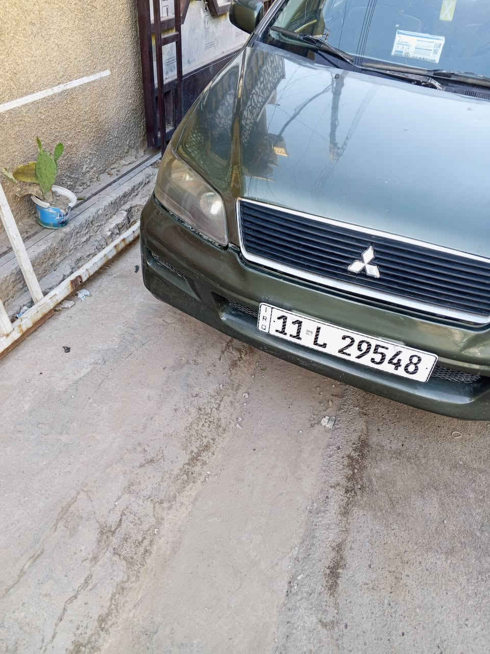سلام عليكم سيارة لانسر موديل 2002 رقم انكليزي بسمي سيارة مصبغ كله سيارة ميكانيك خير من الله تبريد ثلج شاشه كاميرات رقم بغداد مكان بغداد رقم تلفون *********** موجود واتساب سعر 45 بي مجال
