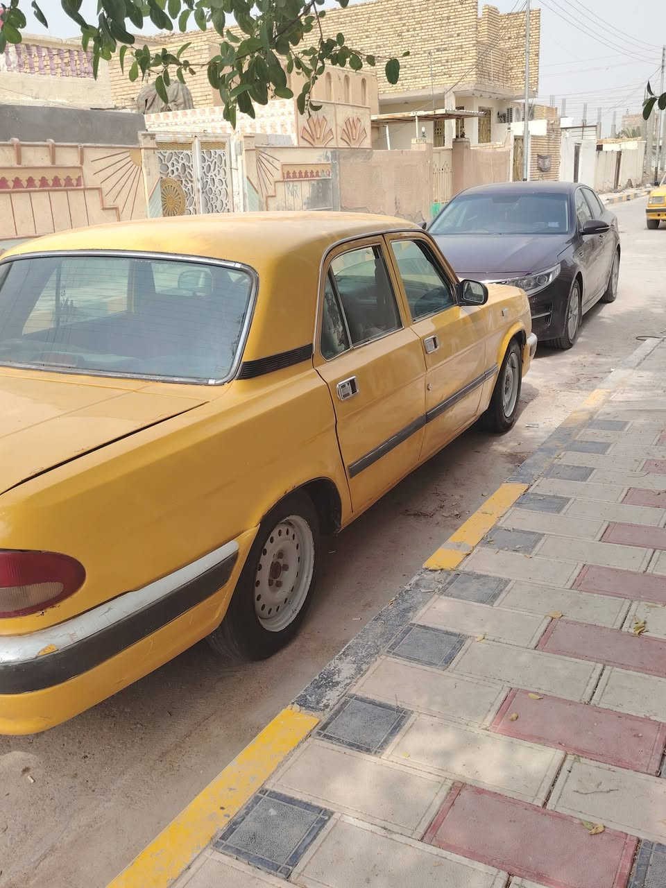 السلام عليكم  فولكه للبيع جاهزه السياره مكينه ثنين ونص حداديه  مكان سوك الشيوخ سعر السياره 28
سياره كهربائياتها نطل للطول جاهزه ما بيها اي نقص نقصها ترتيب فقط الدواخل  ***********
