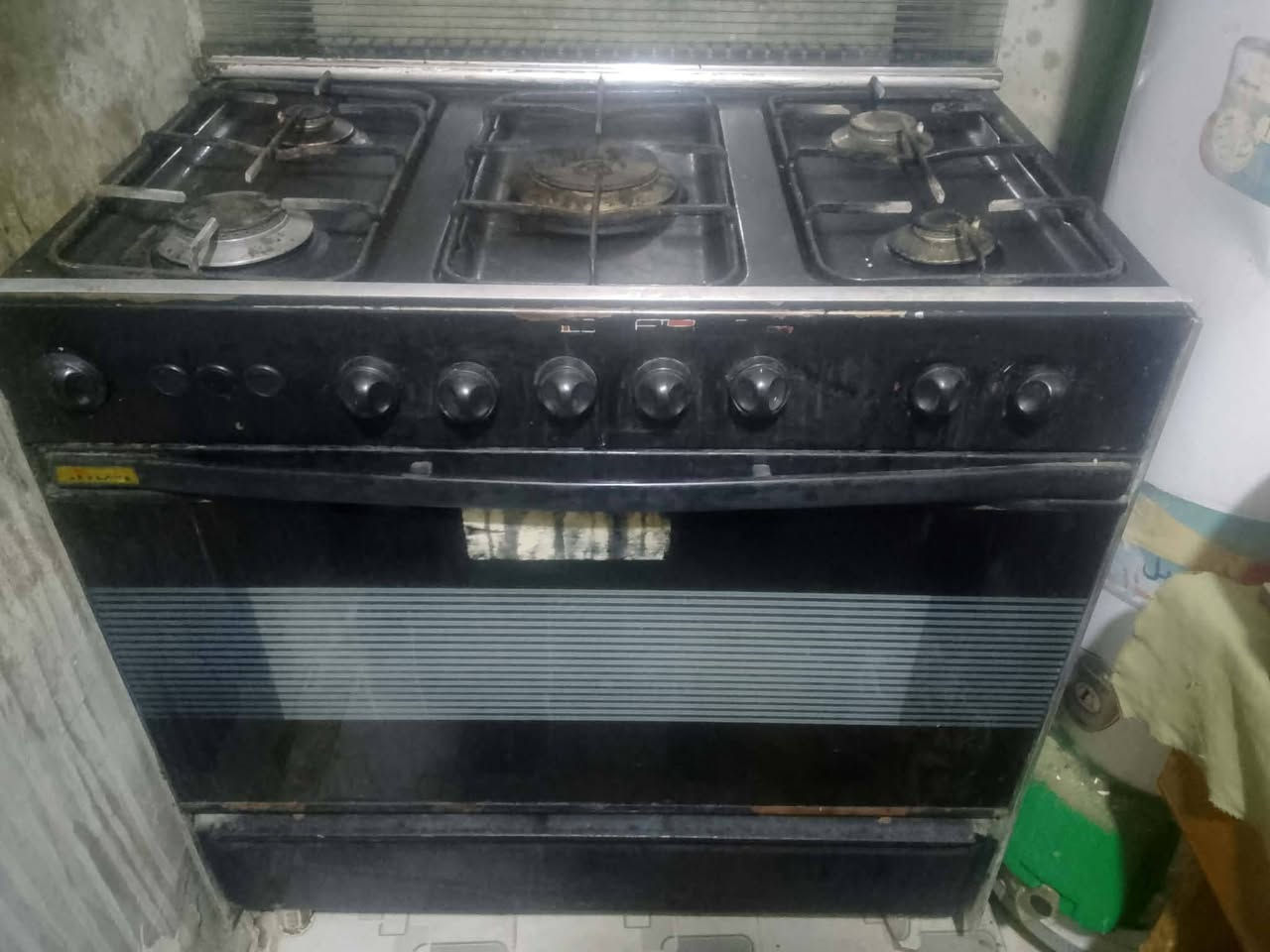 طباخ • ٥ عيون • حالة ممتازة
