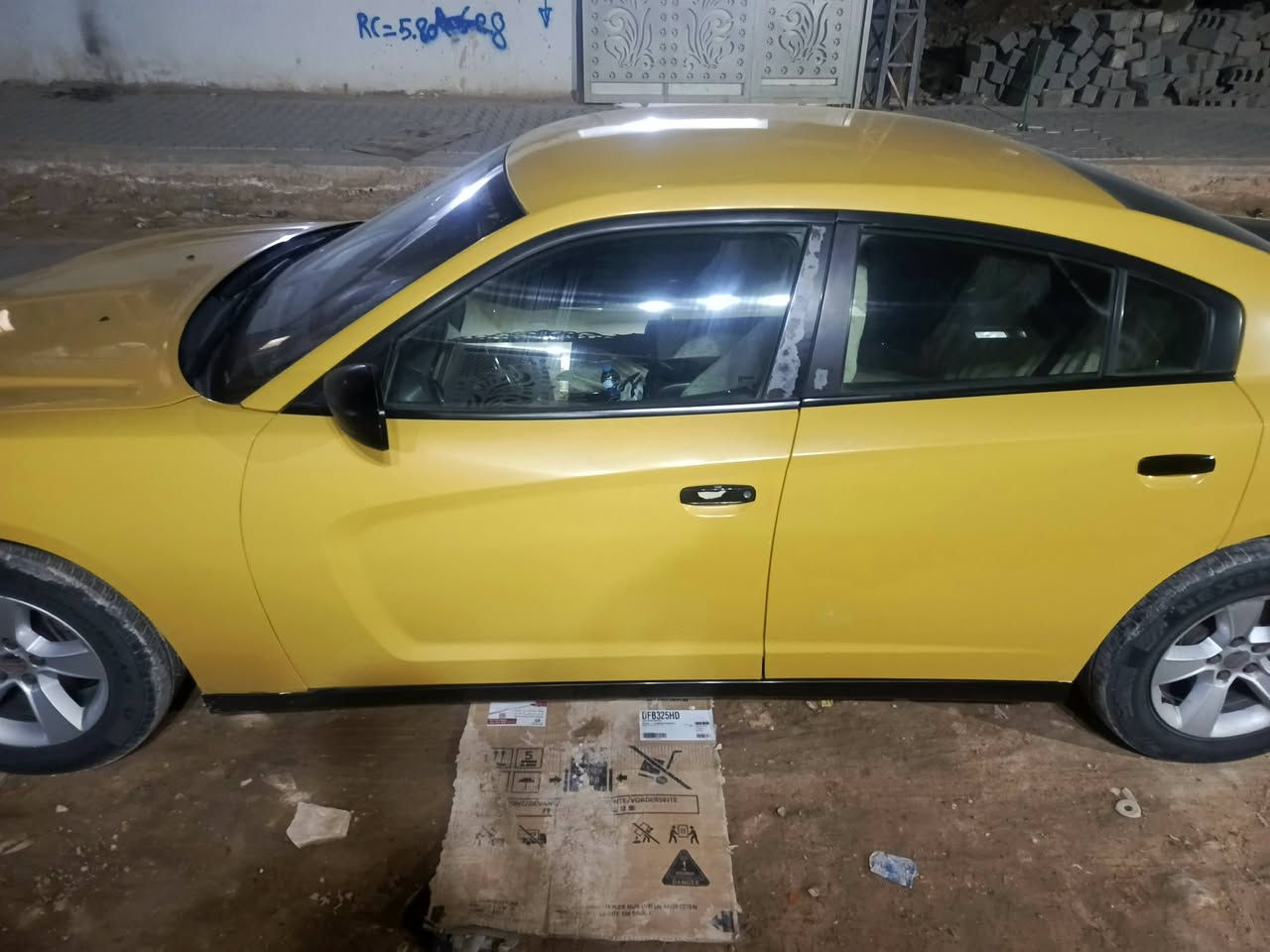 جاجر موديل 2013اصل كفالة عامة عدى قبق الصندوق مبدل جديد ..سيارةبأسمي جاهزه خطها نجف بصرةسعرها 150وبيها مجال بسيط تواصل واتساب
***********
