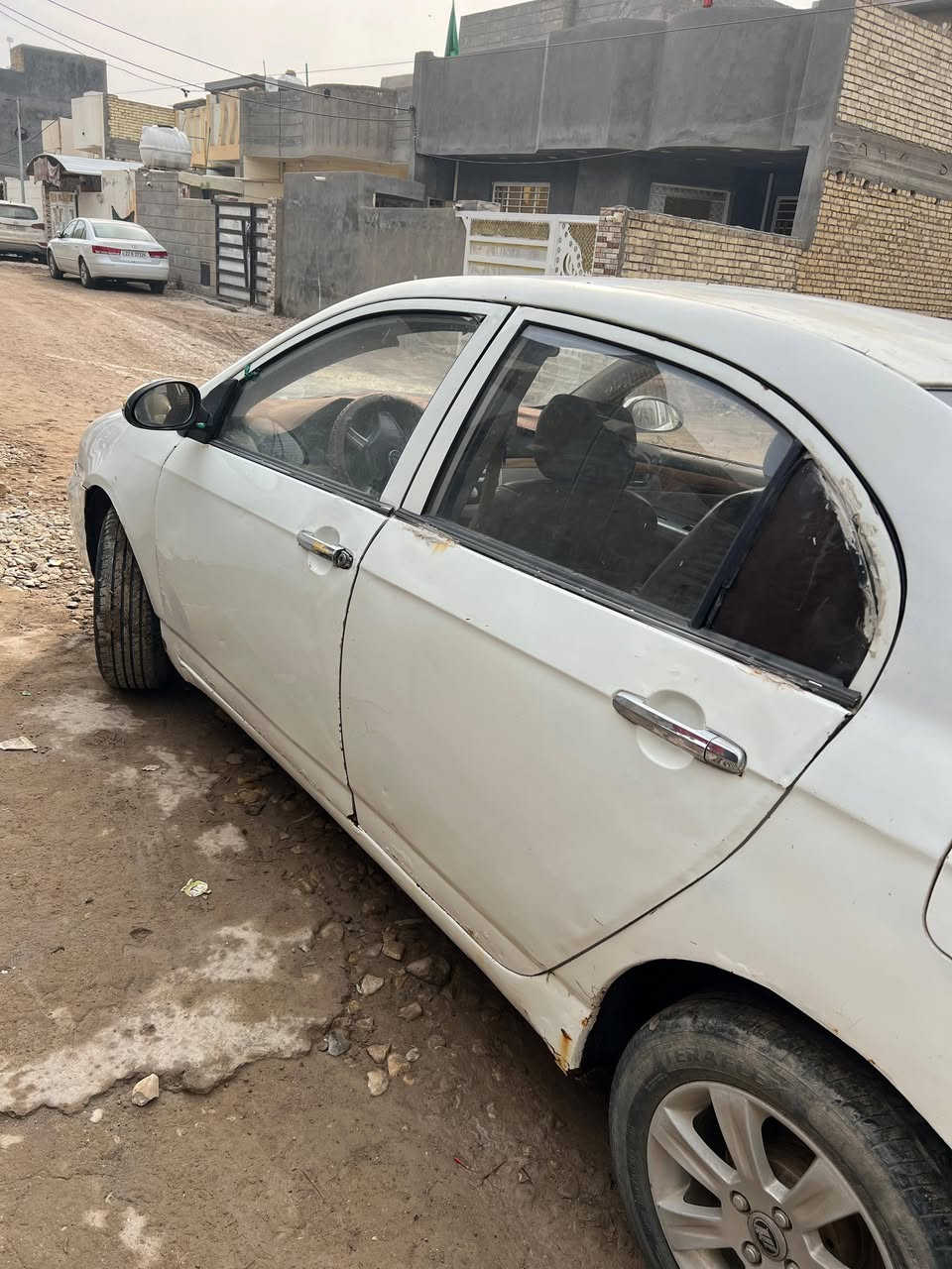 سياره ليفان 620 شرط التحويل . مخول بانشرها.. تبخير قليل. واسط. بيها تلحيظات بسيطه نتفق عليها 27ورقه.. م***********
