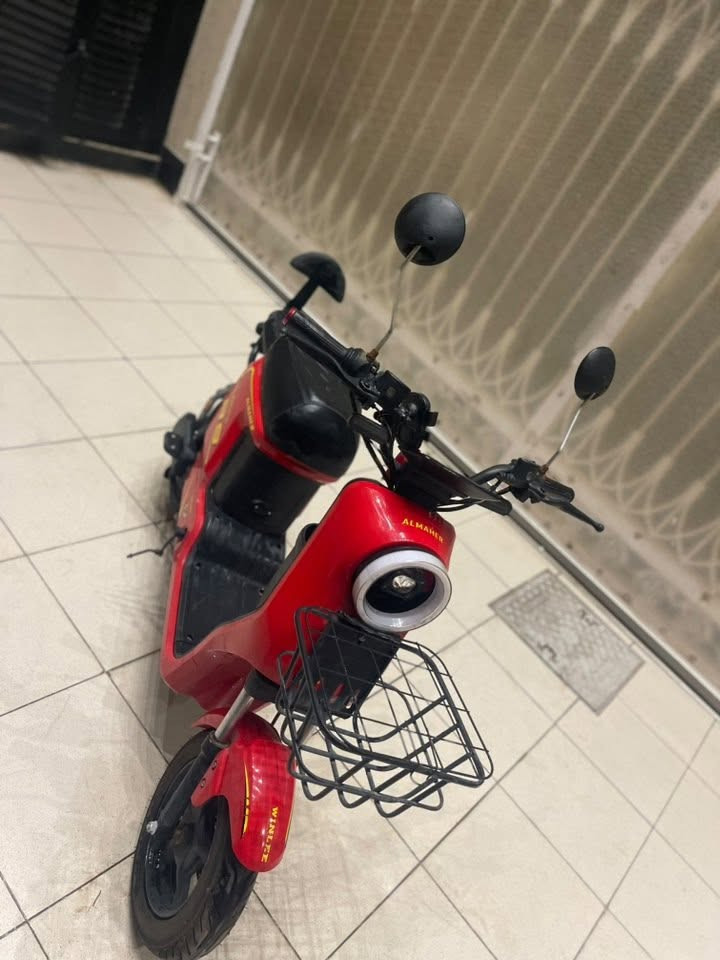 دراجه شحن فول مواصفات
بطاريات عدد (6) كبار دبل 🦾
النوعيه 🪬(الريان/ RAYAN)🪬🧿
3سرعات 🪬
تحمل شخصين🫂
تشغيل  نضامين بصمه او سويج🥇
سرعه الدراجه60🧿🪬
تتحمل وزن عالي جدا🏋🏻‍♀️
نضام  تشغيل عن بعد🤺✅
نضام السرقه 🥷🏻🏃🏻‍♂️
تمشيك (50) كيلو✈️
لون الدراجه مميز كلش
كلوب لد ابيض عالي ناصي🔦💕
استان صفح🔆
استان تعليك *  
سعر بي مجال كلش 
للتواصل ***********
