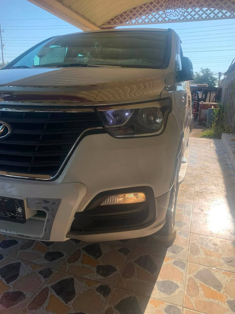 السلام عليكم
ستاركس 15 / 23 دخول جديد 
جديده مامشتغله خط 
ويل vip
شاشه تاب 
السياره جاهزه 
بيها طعجه بالقماره اثر تحميل 
السعر 240 وبيها مجال مراوس حسب قناعه 
*********** للاتصال***********
