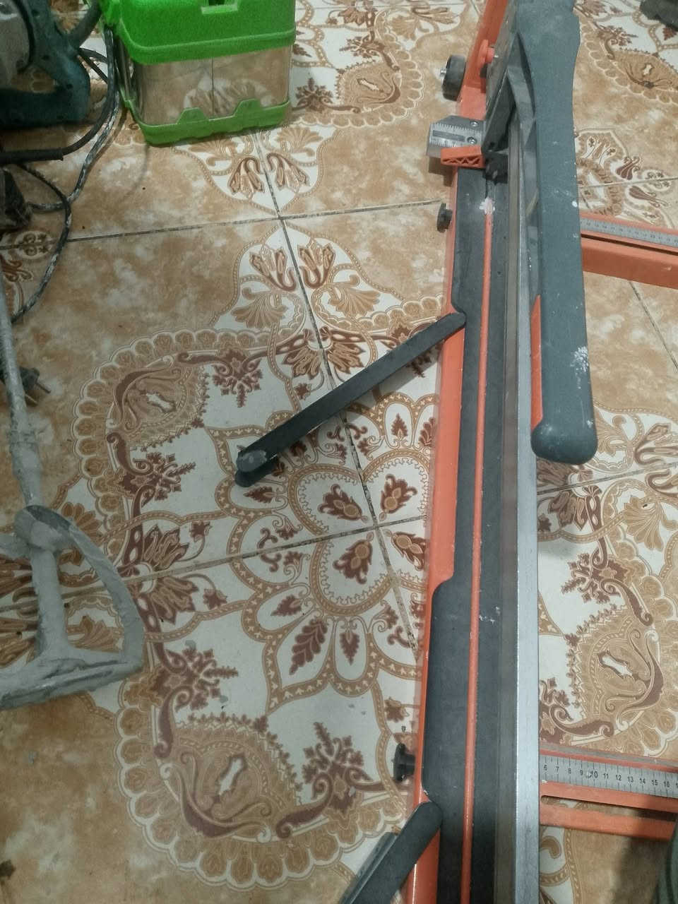 متوفر • واتساب • بالخدمة