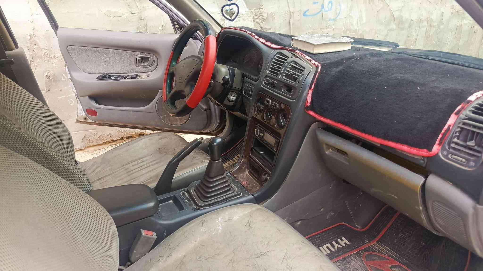 سلام عليكم سياره مسيوبوشي موديل 98  رقم ديالى دولي سبم ولد جيرانه شرط تحويل سنويه 29 رقم دولي تداوير في كل المحافظات سياره جاهزه مكينه كير تبريد ثلج نقص دبلات خلفيه وارد امريكي كير عادي سياره حلوه ونضيفه أحلى من الصوره السعر 32ورقه بيها مجال كلش قليل مكلف بل نشر مكان النجف الأشرف الأتصال للاستفسار صاحب السيارة ***********
