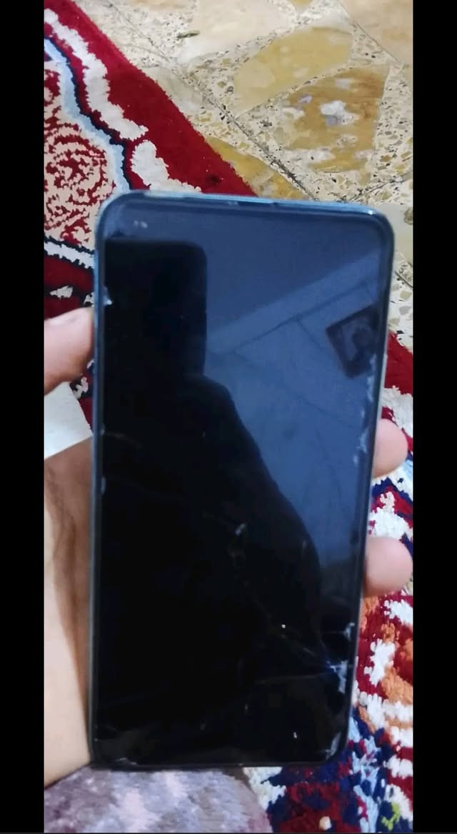 مبايل واي تسعه نزل بلفين وتسوطعش مبايل كلشي مابدل شاهز بس شاشته بدله بس مبايل كامل كامرته فد شي ذاكرته 128 يشغل بوبجي وكل برامج ومايعلك كامل لمبايل مستعجل عليه اريد بيعه محتاز فلوس رايده ١١٠ وبي مجال قليل تواصل بلرقم *********** المكان نجف كوفه حي ميسان
