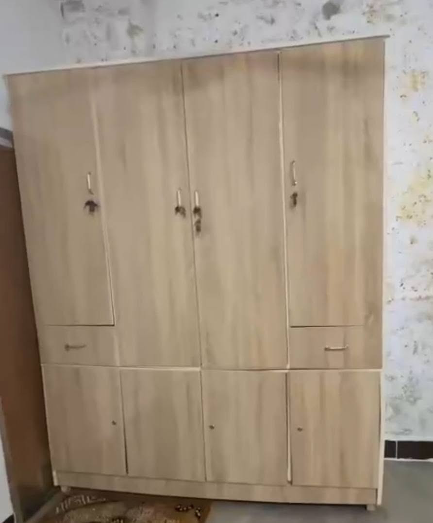 شلع قلع للبيع باسعار مناسبة كلش
اتصل لهذا الرقم او راسل واتساب
***********
