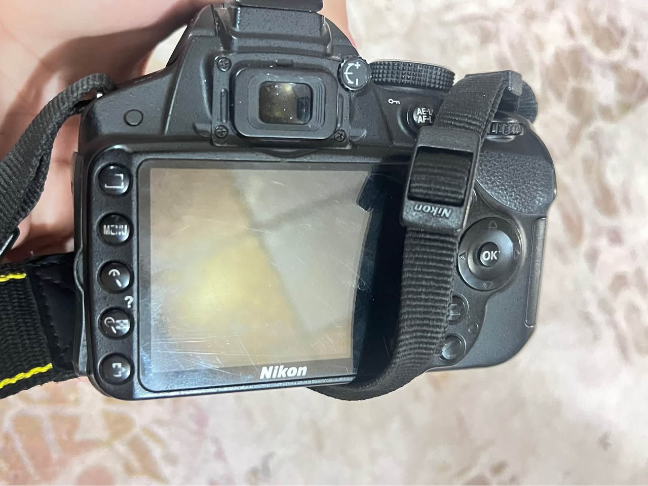 نيكون D3200 • بطاريتين • شغالة ١٠٠٪