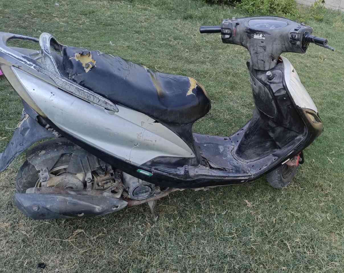 دراجة للبيع ماكس 140 كلشي مابيهة شقالةعوز بس باتري250 بيهة مجال مال جناي(***********

