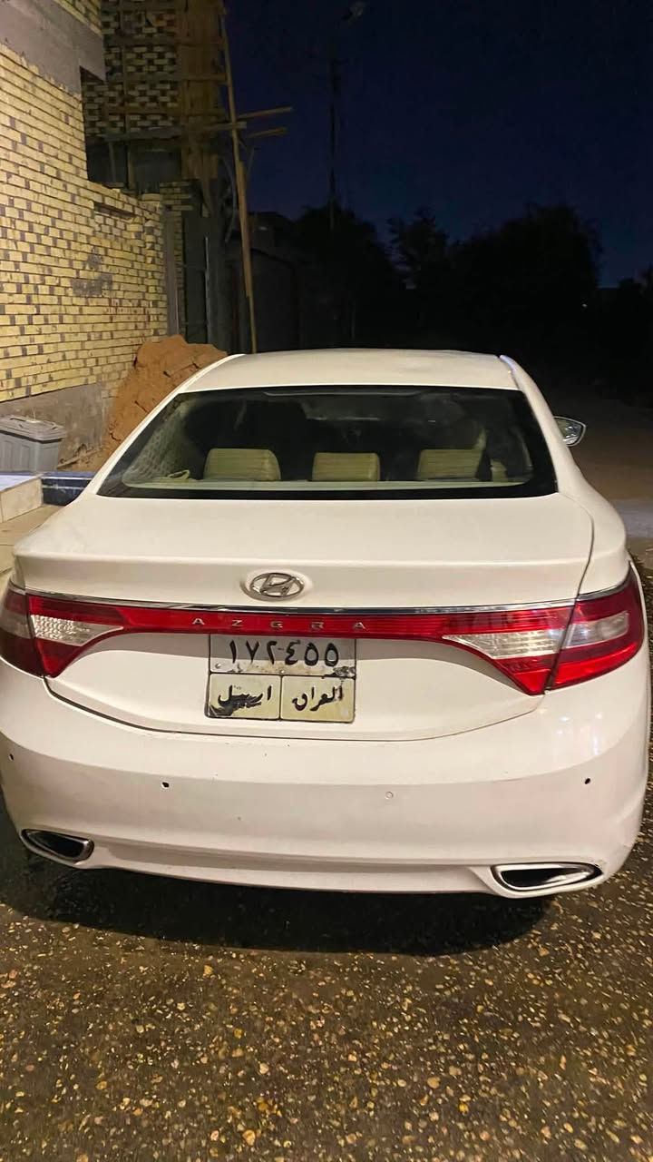 ازيرا 2015 للبيع السعر 68 وبيها مجال قليل فول مواصفات عده الفتحه رقم اربيل وكاله مداور كير مكينه  تبريد جدد اشاير مري بردات خلفية مري شفط تحكم ستيرن وبعد بيها مواصفات معروفة 
 متجايه ومعمره عوزها تكعيد وترتيب مافارغ الها مكاني النجف الاشرف 
للاستفسار *********** واتساب 
      خط         ***********
