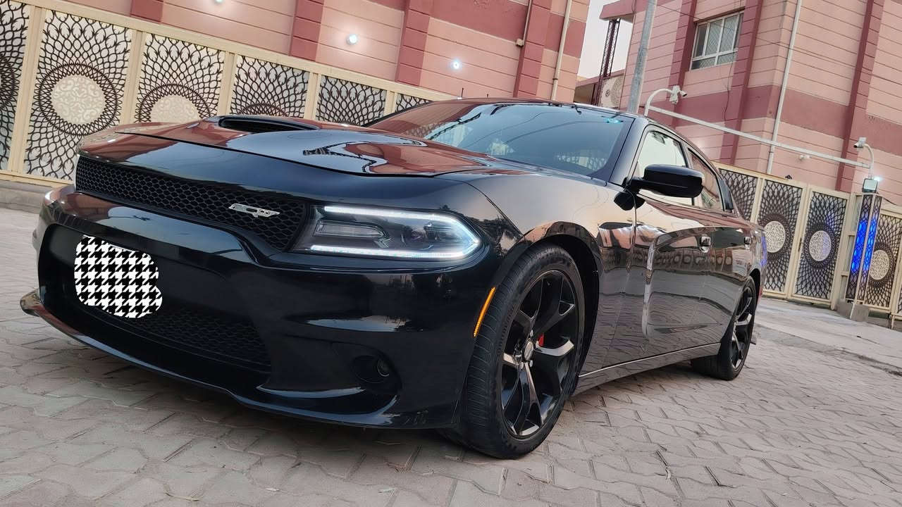 للاتصال *********** السعر 190 بي مجال للطيبين
سلام عليكم ورحمة من رخصة الادمن للبيع جارجر موديل2019  وارد أمريكي ضرر فقط جاملغ مبدل بدون صبغ وبنيد تحديث باقي السياره كفاله  رقم بغداد انكليزي بسمي تحويل ثاني يوم السياره فول مواصفات سلايد روف ثلاث بصمات كشنات كهرباء تدفئه تبريد مقاعد خلفيه حراري تشغيل عن بعد خزن ميموري مري قلاب شاشه كبيره كامره حساسات كشنات جلد بلادي شاشه اعطال السياره فول مواصفات مكينه 3.6 مكينه كير صدر تخم تاير كله جديد تبريد ثللللج صور الحادث مرفقة أسفل الصور مكان السياره بابل المسيب قرب كراج الموحد تحياتي للجميع 🌹🌹
