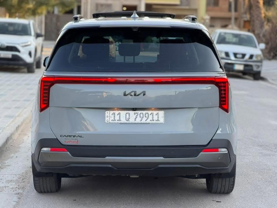 كيا كرنفال هايبرد SX بريستيج بلاك إديشن 2025
وارد أمريكي
محرك 1.6 تيربو هايبرد
52 كم
فول مواصفات 1/1
رقم بغداد وجاهزة

شاشة أمامية وشاشات خلفية
كاميرات 360
بصمة
بانوراما فتحتين
ويل كب أسود
تشغيل عن بعد
حساسات أمامية وخلفية
أبواب كهرباء
لايتات LED وزينون
بك لايت LED
إشارات بالمرايا
رادارات 360
كشنات جلد
ثلاث قطع تبريد
تدفئة وتبريد كشنات أمامي وخلفي
هاند بريك بصمة
شحن وايرلس
تدفئة ستيرن
كشافات
مرايا شفط
كشنات كهرباء أمامي وخلفي
ميموري لكشن السائق
تحديد مسار
وضعيات قيادة Eco وSport وعادي
كاميرات محيطية داخل السيارة
كشنات خلفية VIP كهرباء
داتا شو

الضرر: جاملغ يمين مبدل نفس اللون، صبغ نص باب، جاملغ خلفي يمين وحافة الصندوق
الإيرباك: دركة + دشبول

الموقع: بغداد – الغزالية
للتواصل: ***********
السعر 270$
