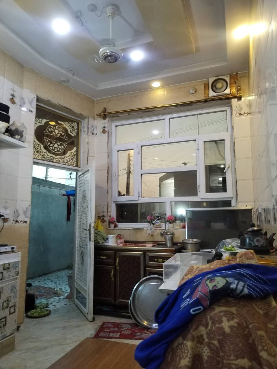 مشتمل للبيع مساحة ١٠٠ متر طابو صرف الصويرة حي الزهور شارع العمارة مقابل ثانوية الانتصارات للبنات
مشتمل للبيع مساحة ١٠٠ متر طابو صرف الصويرة حي الزهور شارع العمارة مقابل ثانوية الانتصارات للبنات مشتمل للبيع مساحة ١٠٠ متر طابو صرف الصويرة حي الزهور شارع العمارة مقابل ثانوية الانتصارات للبنات 
يتكون المشتمل على طابقين بناء طابوق وسقف كونكريت وأساس رفت وأرضية الطابقين بورسلين مع جدران المطبخ والصحيات سيراميك تفاصيل الغرف 
طابق أول غرفة نوم وصالة وإستقبال ومطبخ وكيليدور وصحيات ومناور. الطابق الثاني غرفة نوم كبيرة وحمام أيضا ً بناء المشتمل سنة ٢٠٢٤.. بناء حديث وعمل درجة أولى. للأستفسار الأتصال على الرقم  ***********
السعر المطلوب  ٧٠.مليون دينار
