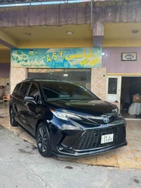 سيينا هايبرد • ٧ مقاعد • ١٥٠ ألف مايل