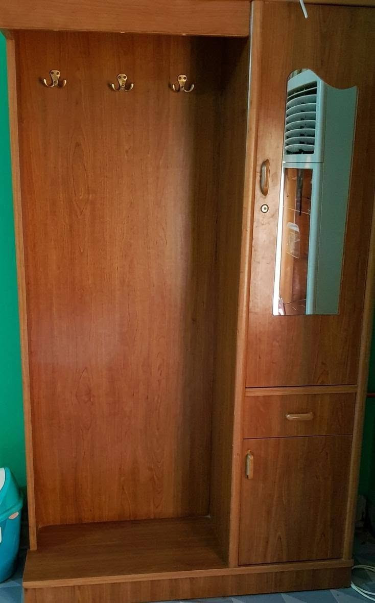 غرفة نوم مستعملة تحتاج تعديلات بسيطة مثل تبديل اقفال ويدات وصبغ 

عنوان / الكفل / الولاية 
للتواصل عبر الرقم واتساب ***********
