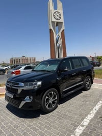 لاندكروزر GXR • ٢٠٢١ • رقم بغداد