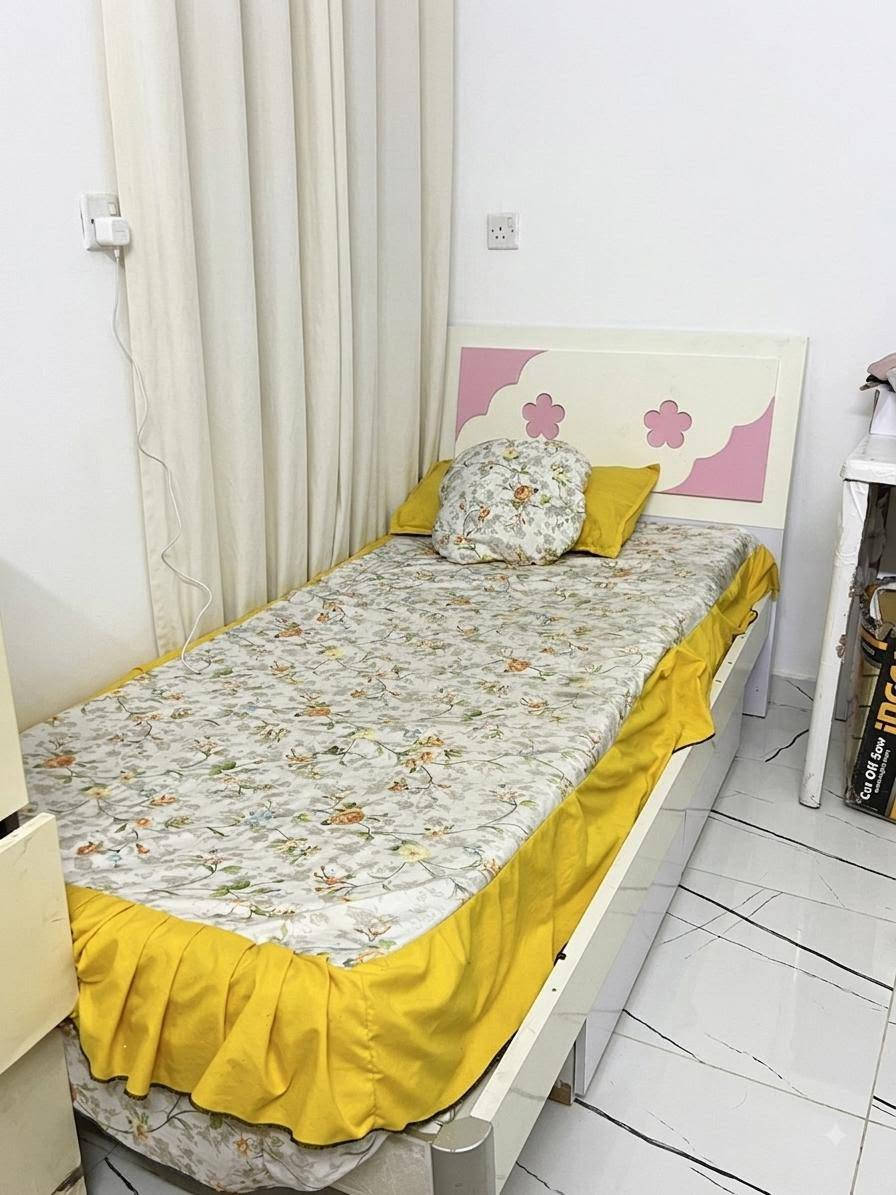 غرفة بناتي بدون كنتور رقم ***********
