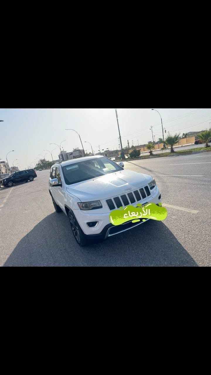 جيب لاريدو موديل 2014 سياره كلين مابيها ائي شيء سياره بانو راما فول مفوله كير محرك كله بل شرط بطاقه بانزيين تايرات صدر السياره ماشيه 96ميل حقيقي مكان ااسياره رقم االسياره اربيل مكان السياره كركوك حي الواسطي ***********
