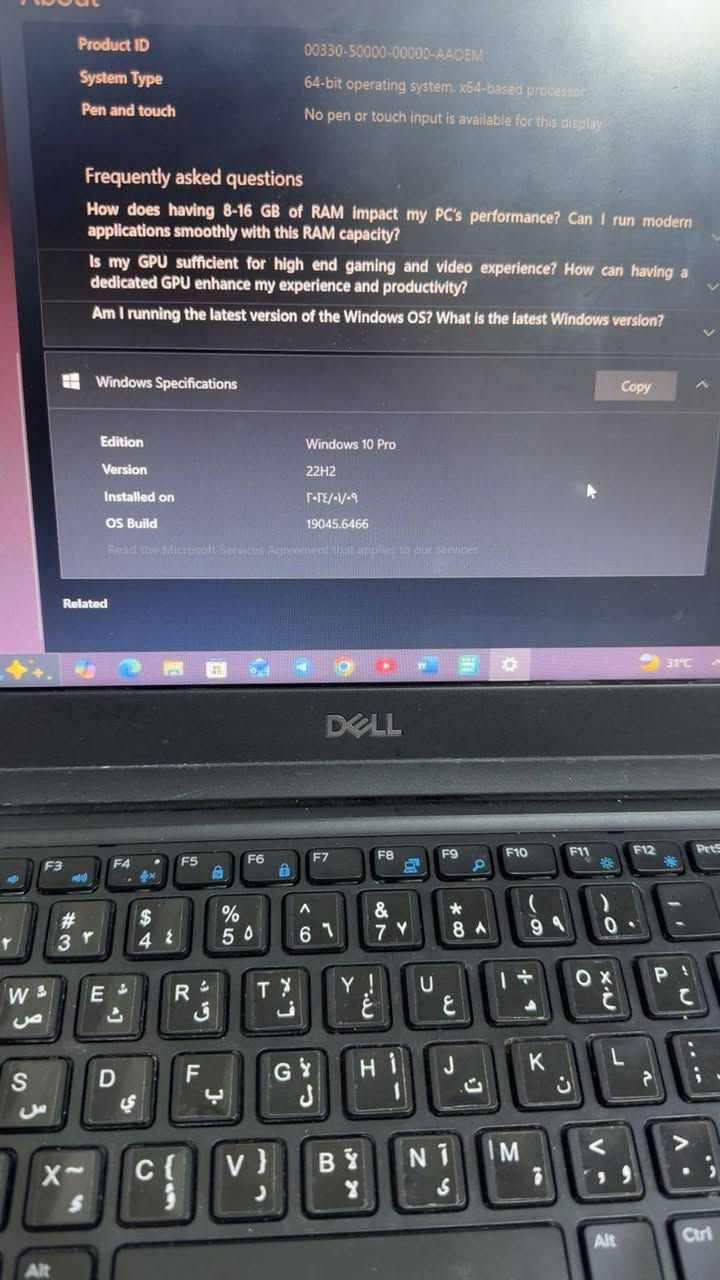 ​لابتوب DEll للبيع 💻
المواصفات:

 * نوع الجهاز: Dell Latitude 5490
 * المعالج (Processor): Intel Core i5-7300U بسرعة 2.60 GHz تصل إلى 2.71 GHz
 * الجيل (Generation): الجيل السابع (7th Gen)
 * الذاكرة العشوائية (RAM): 8.00 GB (بسرعة 2400 MHz)
 * وحدة التخزين (Storage): 256 GB من نوع SSD (المساحة الفعلية الظاهرة 233 GB SSD نوع Crucial CT250MX500SSD1)
 * كرت الشاشة (Graphics Card): Intel HD Graphics 620 (مدمج - 128 MB)
 * نظام التشغيل (OS): Windows 10 Pro (إصدار 64-bit)
 ملاحظه … نقص بس شاحنه
 
​للتواصل والاستفسار: ***********
