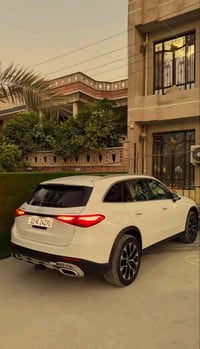مراسدس GLC 350e  موديل 2025 هايبرد فول موصفات معروفه موصفات مراسدس GLC...