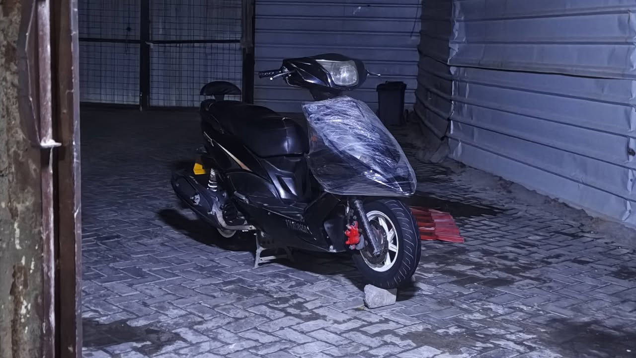 دراجة جيتي ار للبيع دراجة نضيفة 
. 
كفر بلادي . ما مفتوحة 
السعر ب واحد و 75 وبيها مجال 
. 
المكان بغداد مدينة الصدر . الرقم ***********
